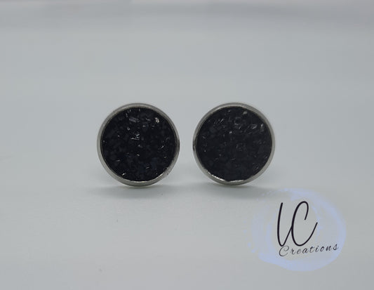 Black in Sliver Studs