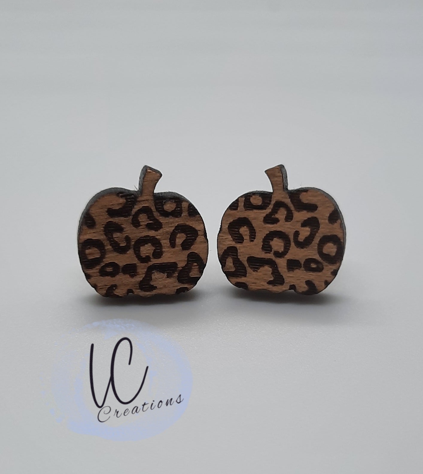Cheetah Pumpkin Studs