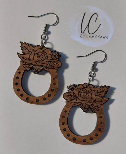 Horseshoe and Roses